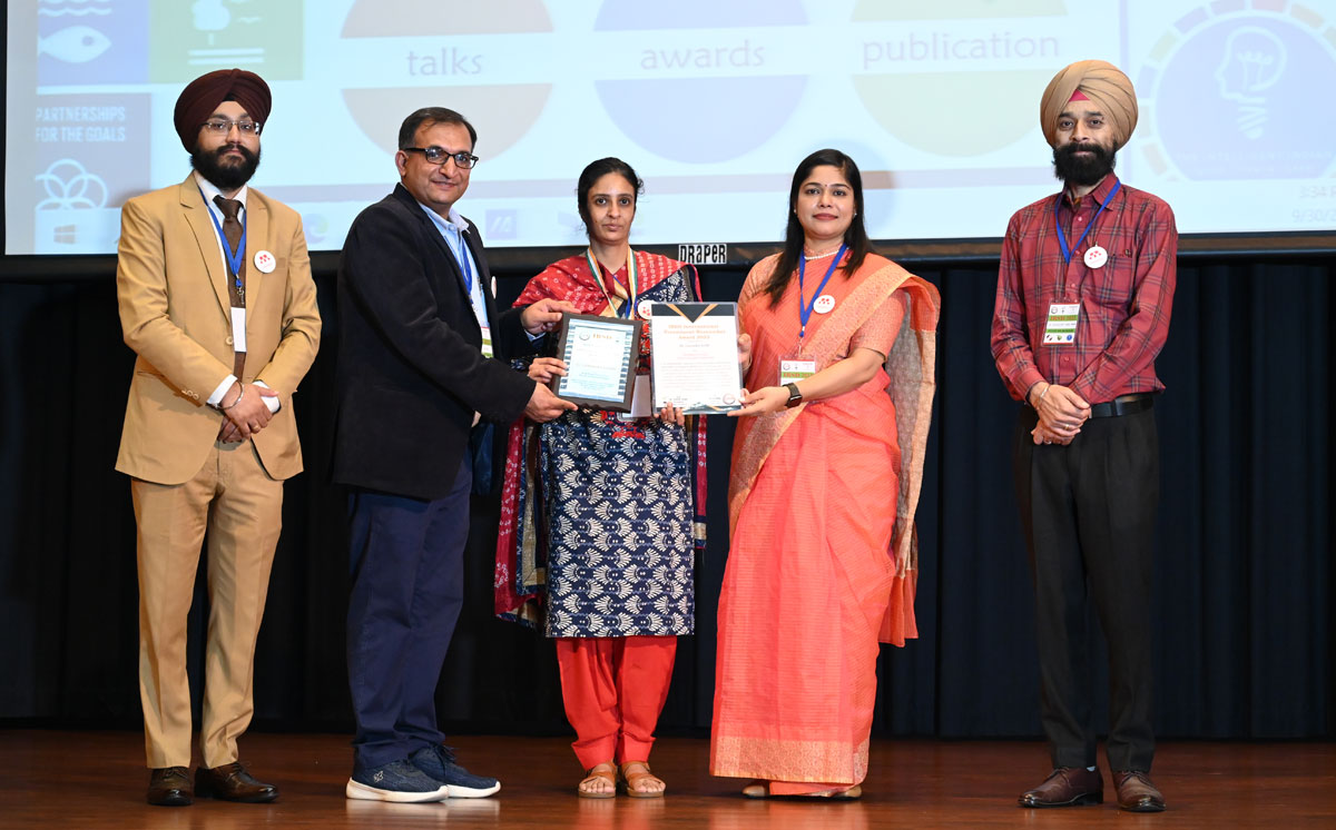 Gurinder-Kaur-Sodhi-awarded-IRSD-International-Preeminent-Researcher-Award-on-30th-Sep-2022-at-MGSIPA-Sector-26--Chandigarh