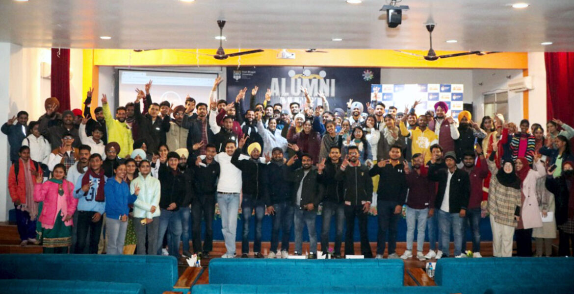 Alumni-Meet-photo-with-Caption-(1)