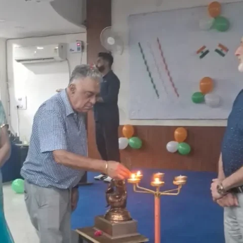 1000434283